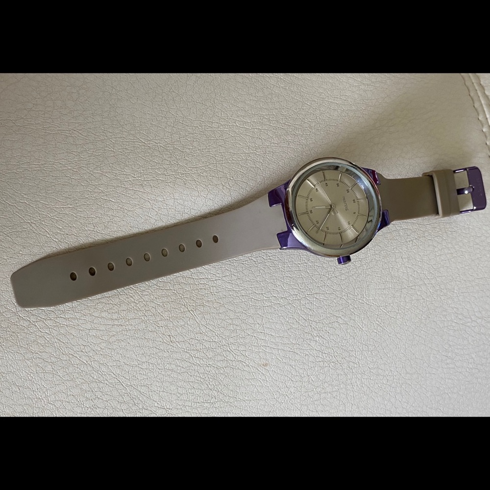 A nice ladies watch from Parfois